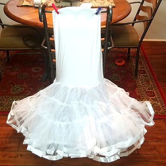 Nwot Wedding dress skirt hoop - Picture 1 of 4
